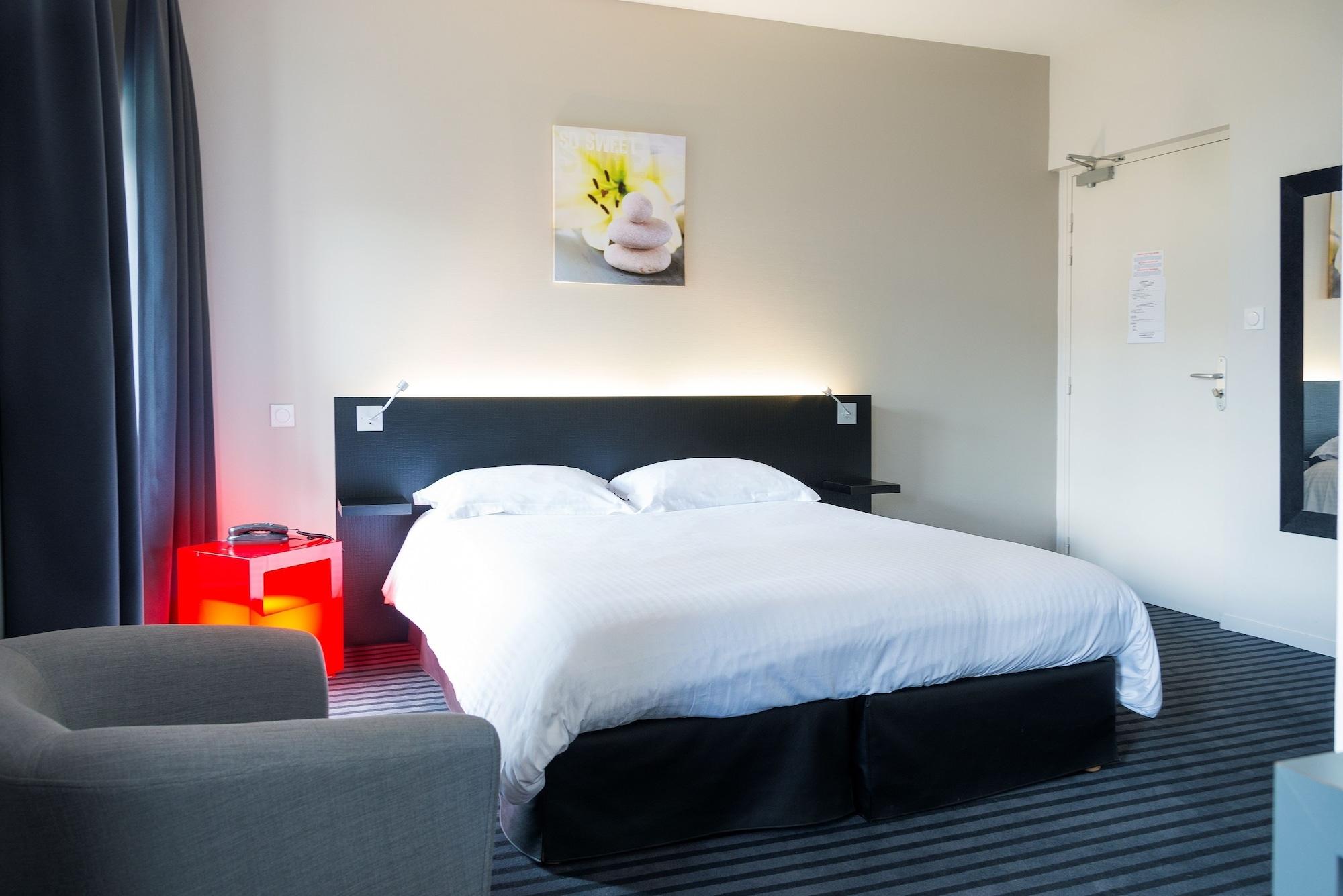 Le Germinal Hotel Cesson-Sevigne Exterior photo